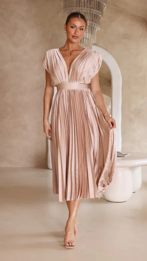 Kendel - Robe Longue Plissée Élégante en Satin