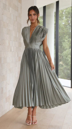 Kendel - Robe Longue Plissée Élégante en Satin