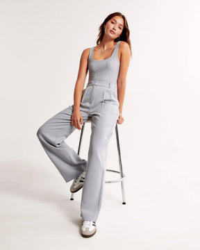 Sophie – Pantalon tailleur large, taille Haute et coupe Elégante