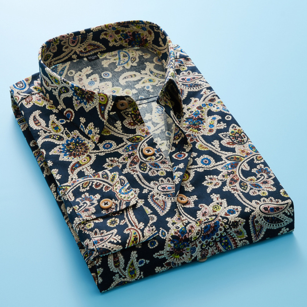 Luca – Chemise élégante à motifs paisley, coupe confortable et boutons en bois