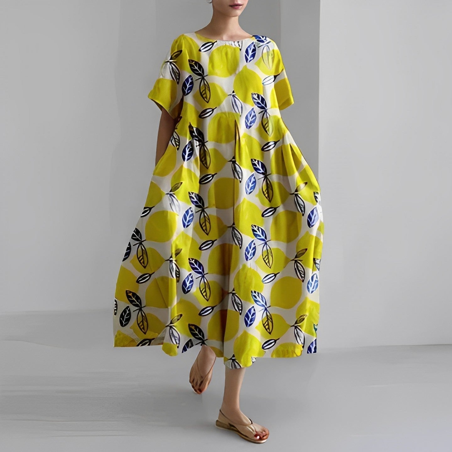 Rosa - Robe Oversize Fleurie pour Style Artistique et Confort Estival