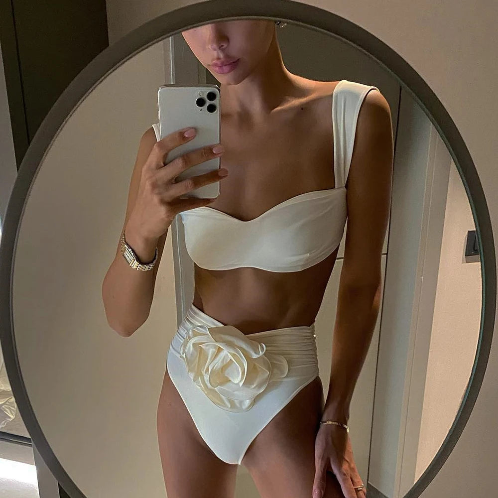 Silvia - Bikini élégant à taille haute avec détail floral raffiné