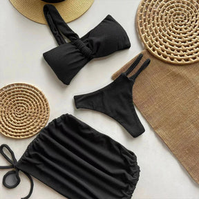 Sophie – Ensemble de bain élégant, bikini minimaliste avec haut noué et string