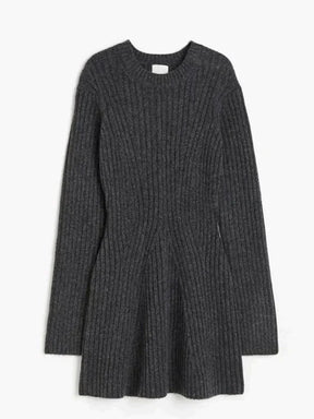 Charlotte – Robe pull en maille Côtelée, Elégante et Confortable