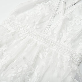 Lisa - Robe Blanche en Dentelle pour une Élégance Bohème