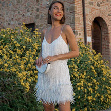 Eva - Robe de soirée élégante à franges et plumes, style glamour